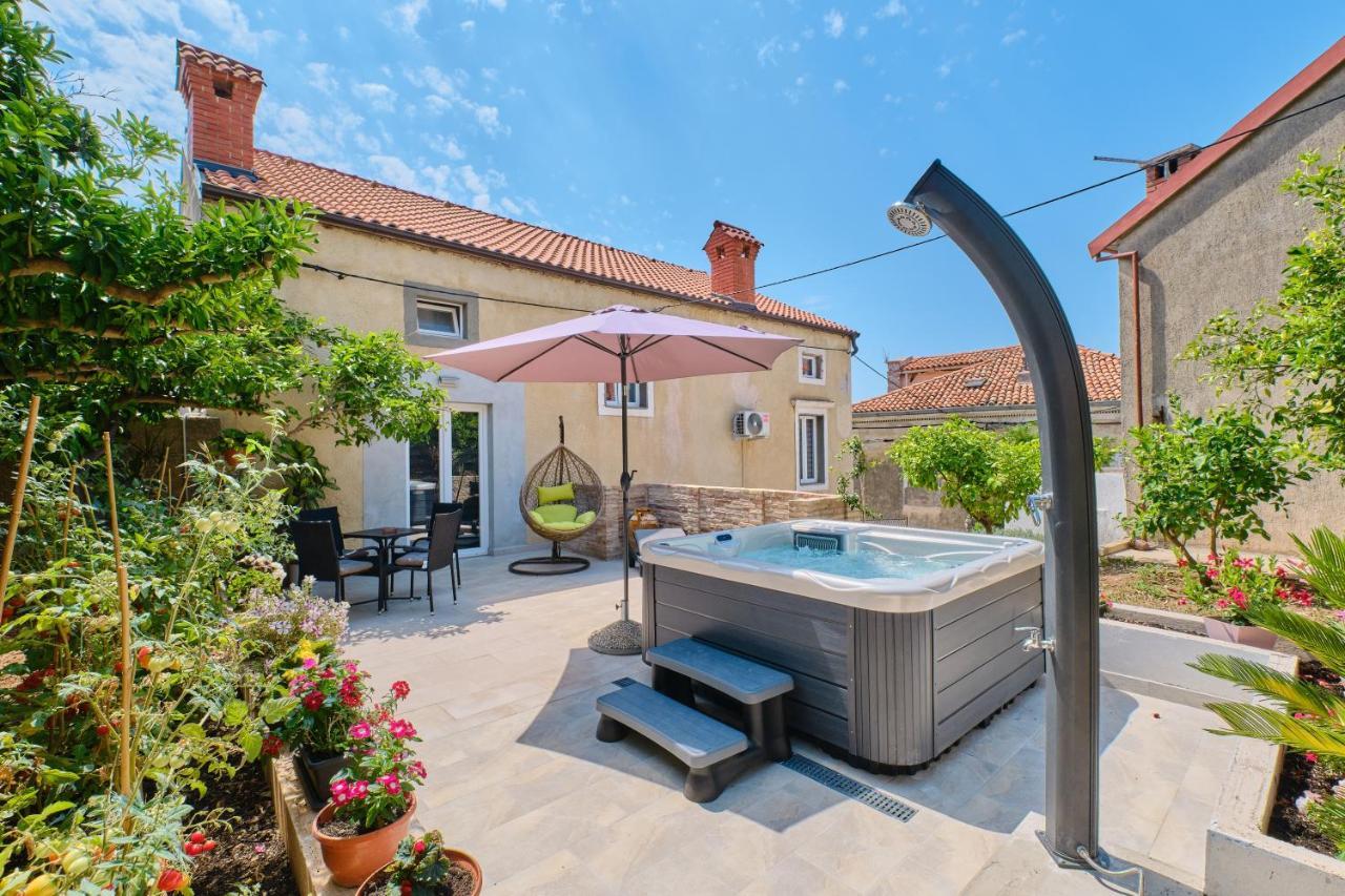Ferienwohnung SkyGarden House Mali Lošinj Exterior foto